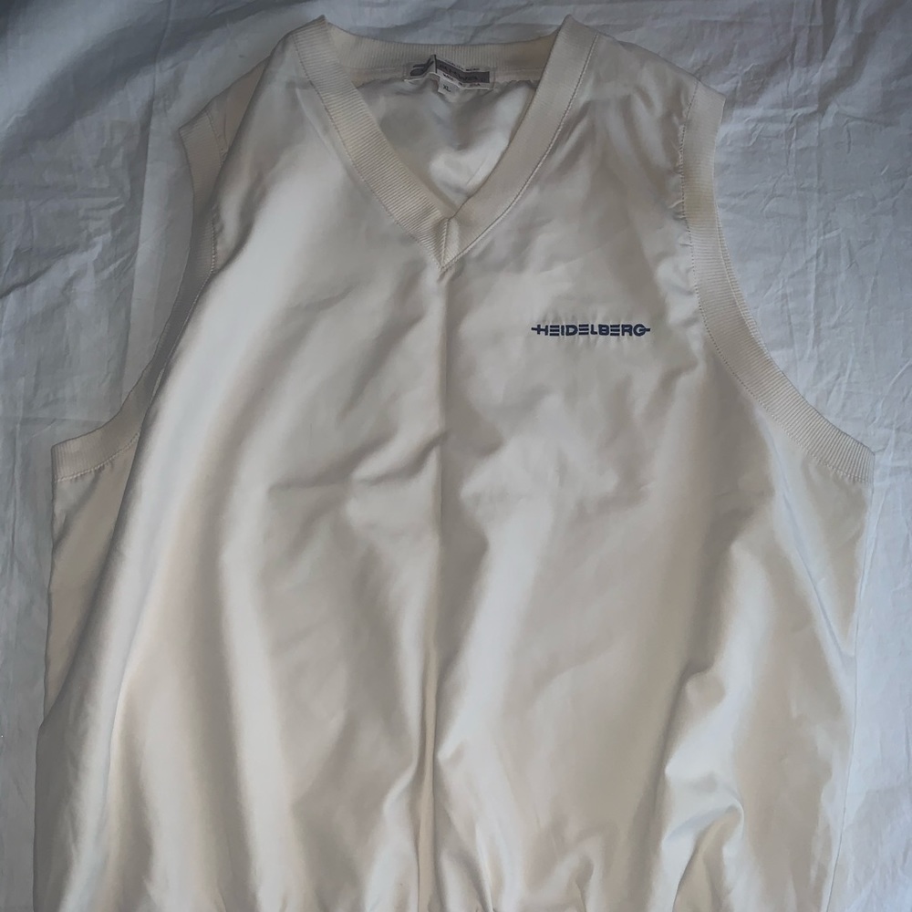 Akwa Size XL Vest Made In Usa Ivory